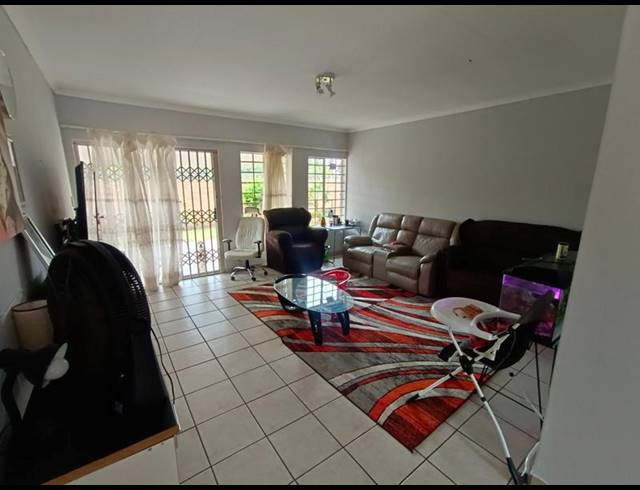 3 BEDROOM TOWNHOUSE FOR SALE IN ANNLIN